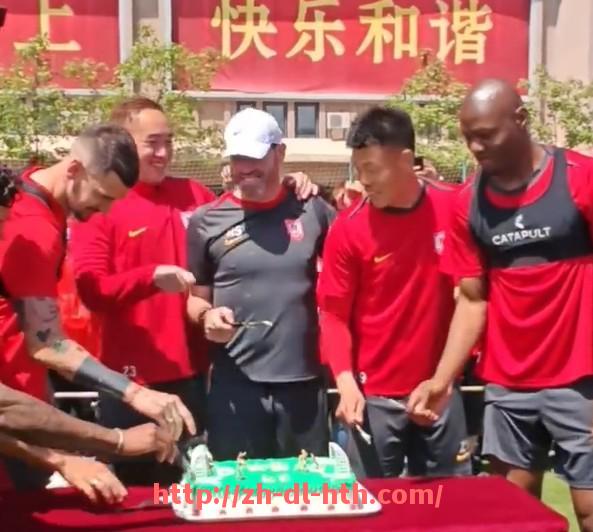 华体会hth-法甲射手榜对比分析及关键球员表现