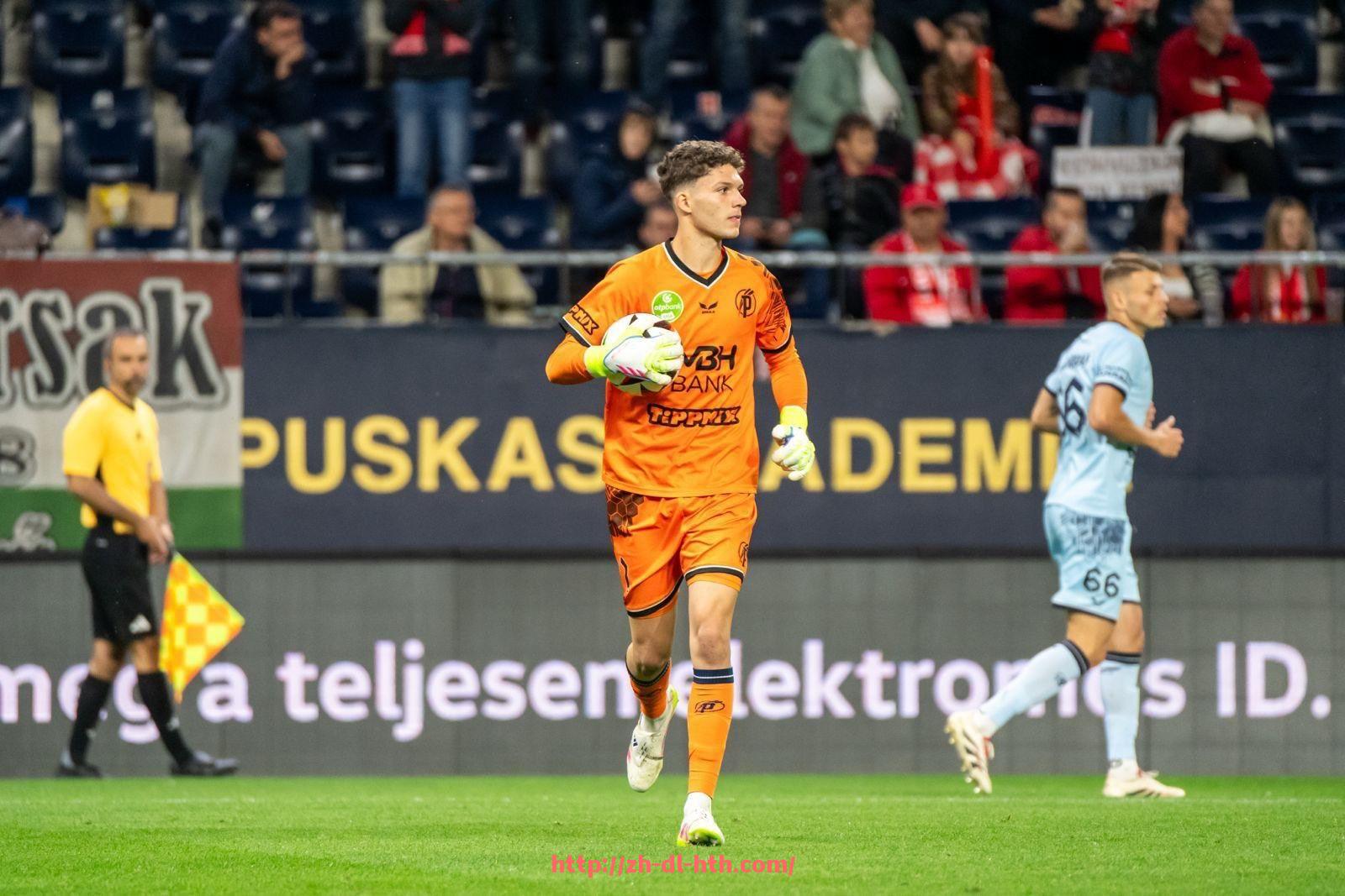 华体会hth-世俱杯全景赛事分析：各队表现、战术趋势与胜负关键因素